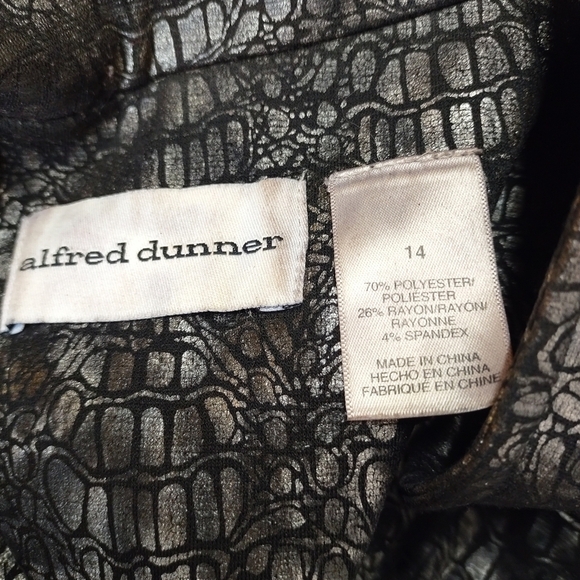 Alfred Dunner Women's Black Gray Metallic Snake Skin Jacket Size 14 - Picture 7 of 7